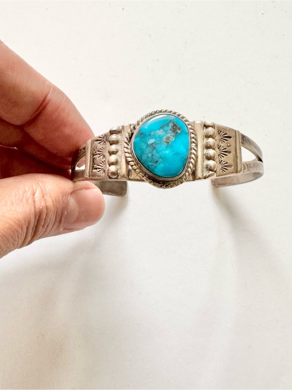 1950s Vintage Sterling Silver Turquoise Native American Navajo Cuff Bracelet - Picture 2 of 9